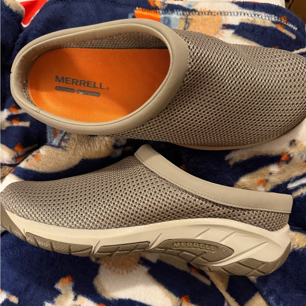 Merrell Encore Breeze 3 in Aluminum